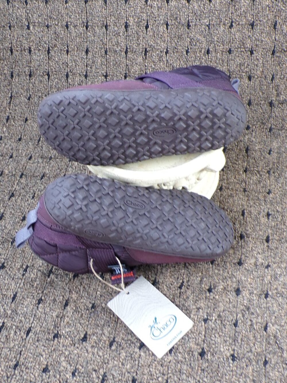Chaco Ramble Puff Booties – Dark Plum – Big Kids Size 1.5 (EU 32.5) 🍇 NWT - Picture 6 of 7